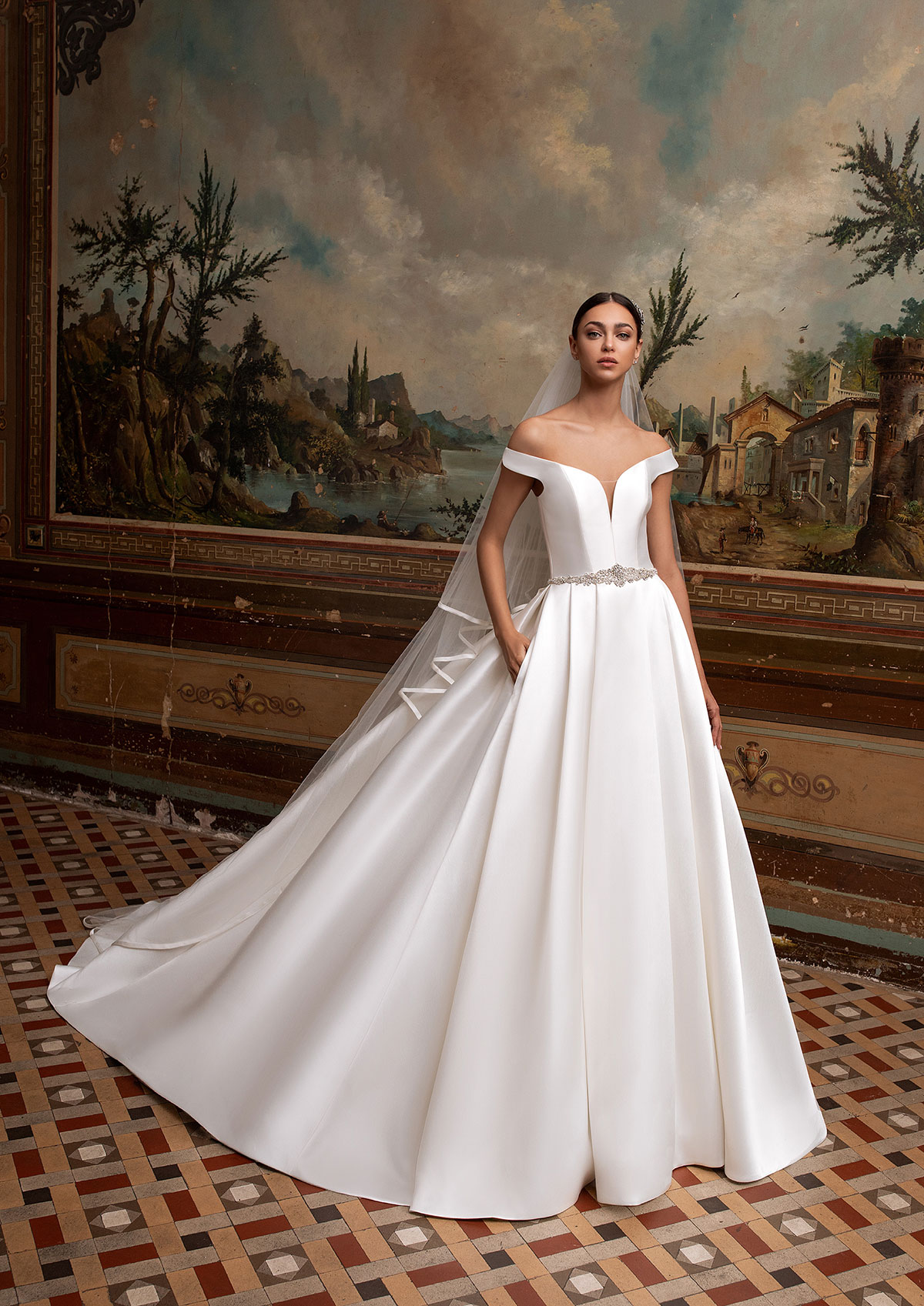 Varuna, Pronovias 2020