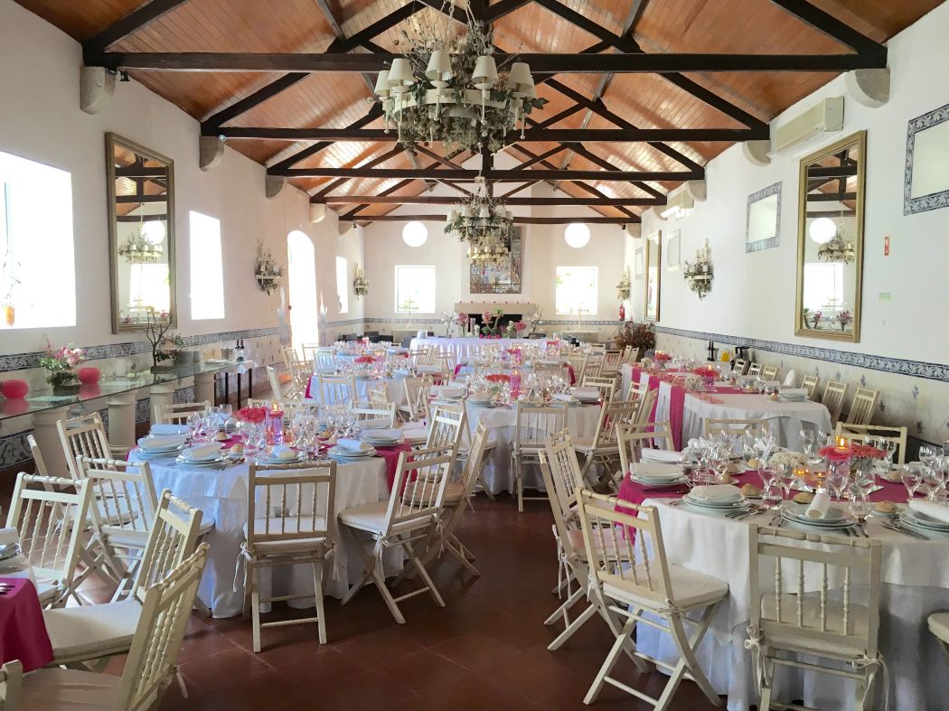 Espaço especiais para celebrar o seu casamento: <a href="https://www.zankyou.pt/f/quinta-de-monfalim-2888/card/visit-web">Quinta do Monfalim</a> - Lisboa: Sobral de Monte Agraço