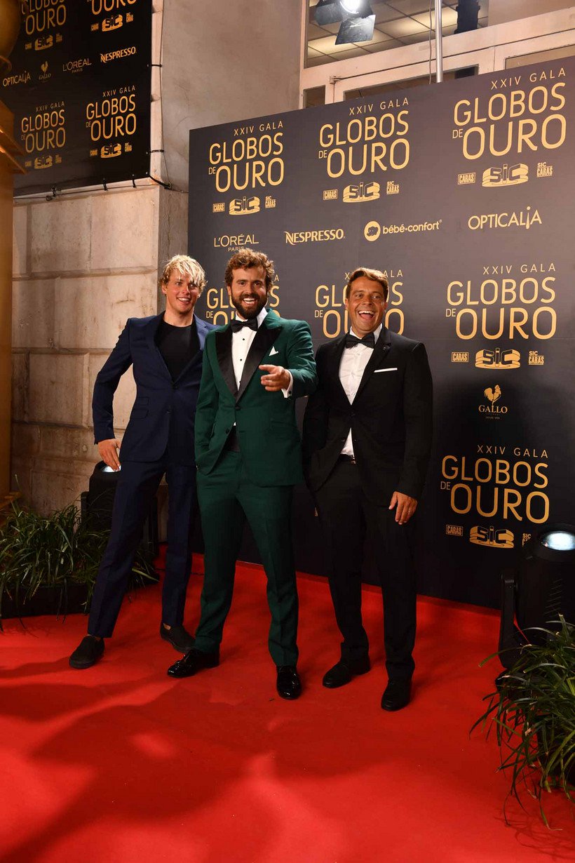 João Manzarra e os amigos James Tew e Carlos Fidalgo | Foto Divulgação