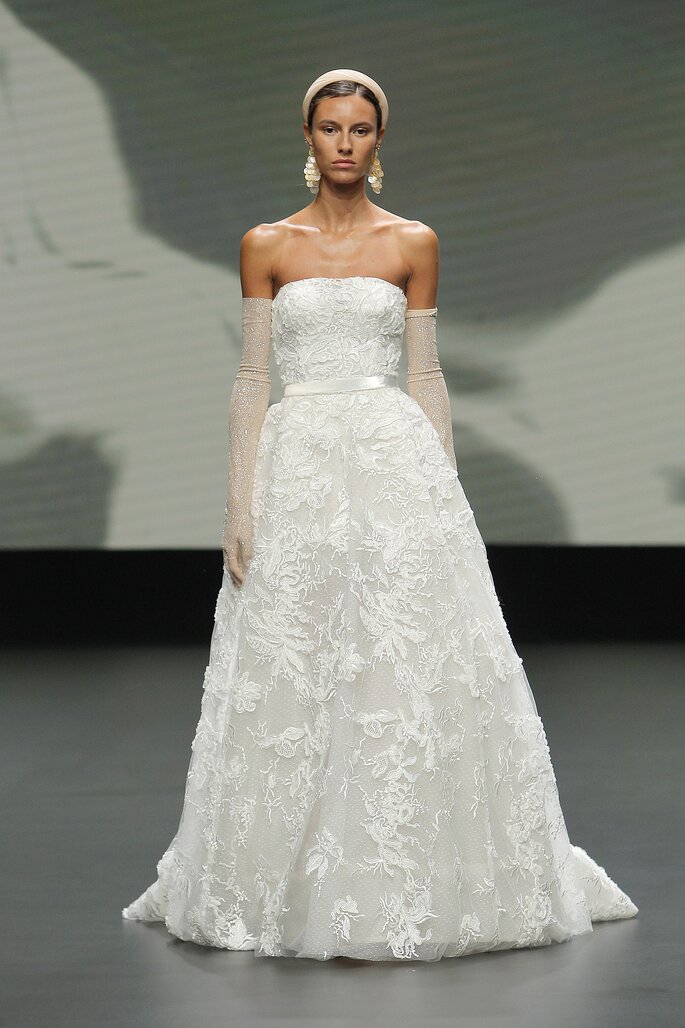 Jesús Peiró 2021 | Créditos: Valmont Barcelona Bridal Week 2020