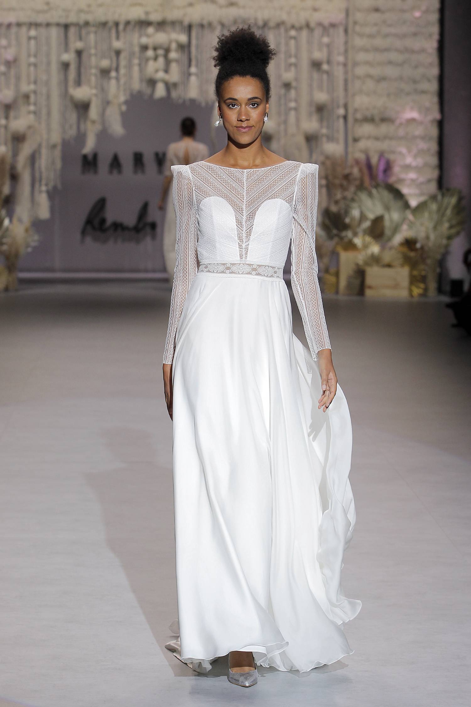 Marylise by Rembo Styling. Credits: Barcelona Bridal Fashion Week