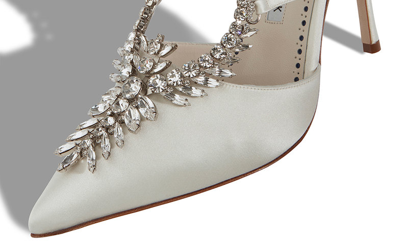 "Married in Manolos" por Manolo Blahnik para ela.