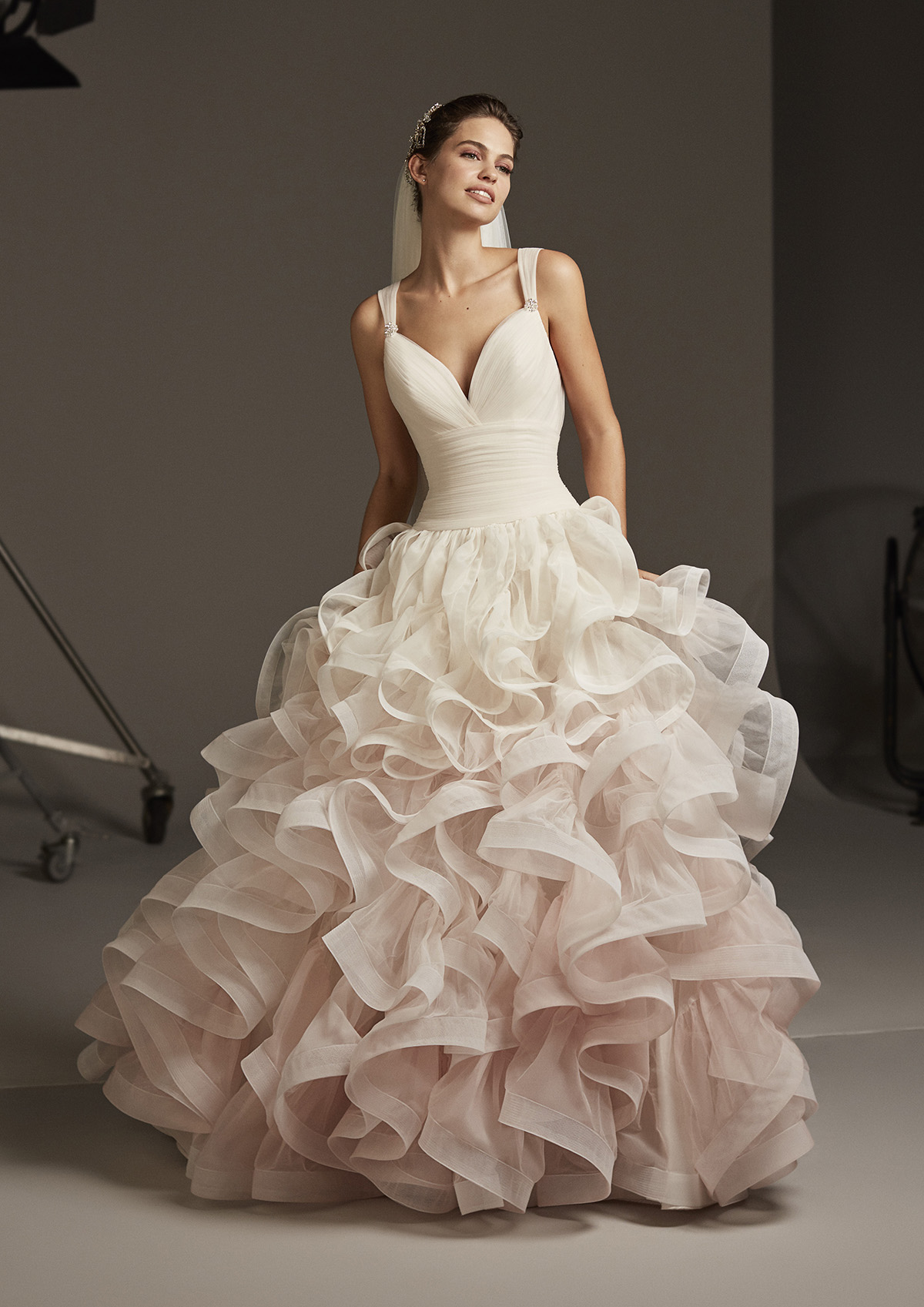 Stella, Cruise Collection Pronovias 2020