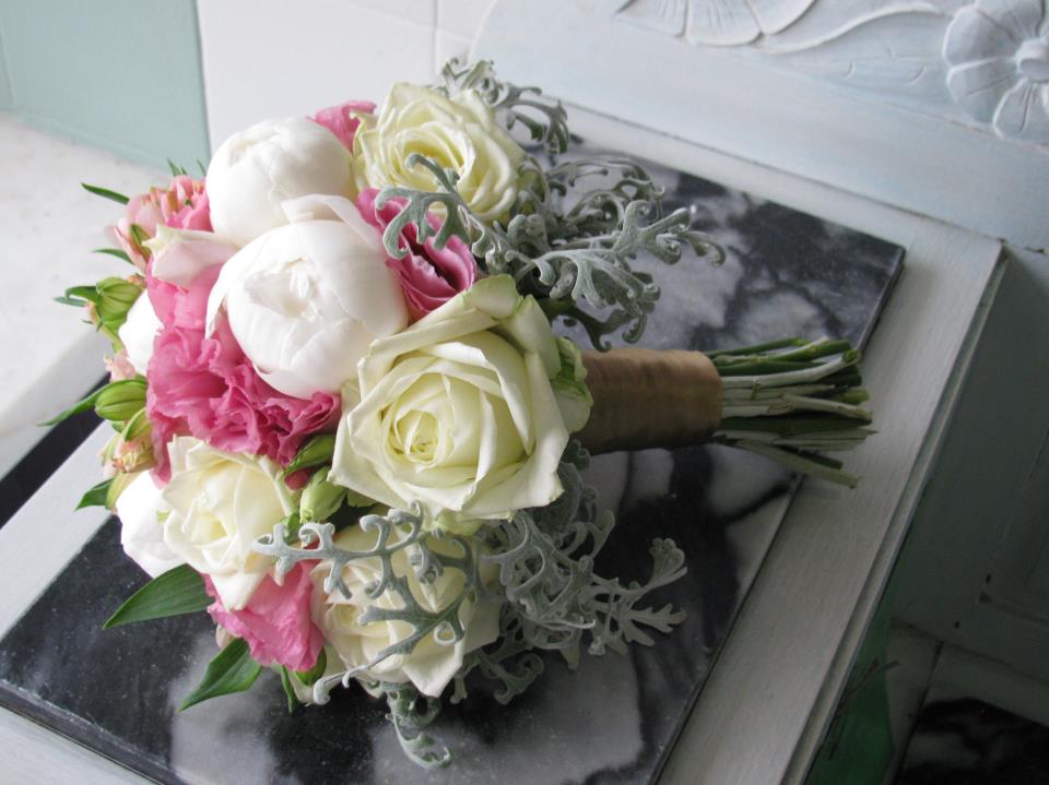All Flowers, Lda.