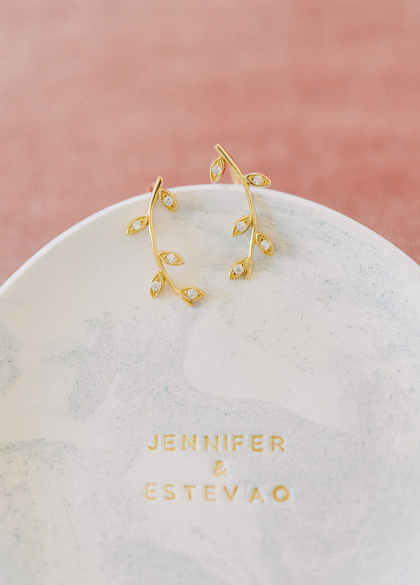 Brincos dourados Jenny