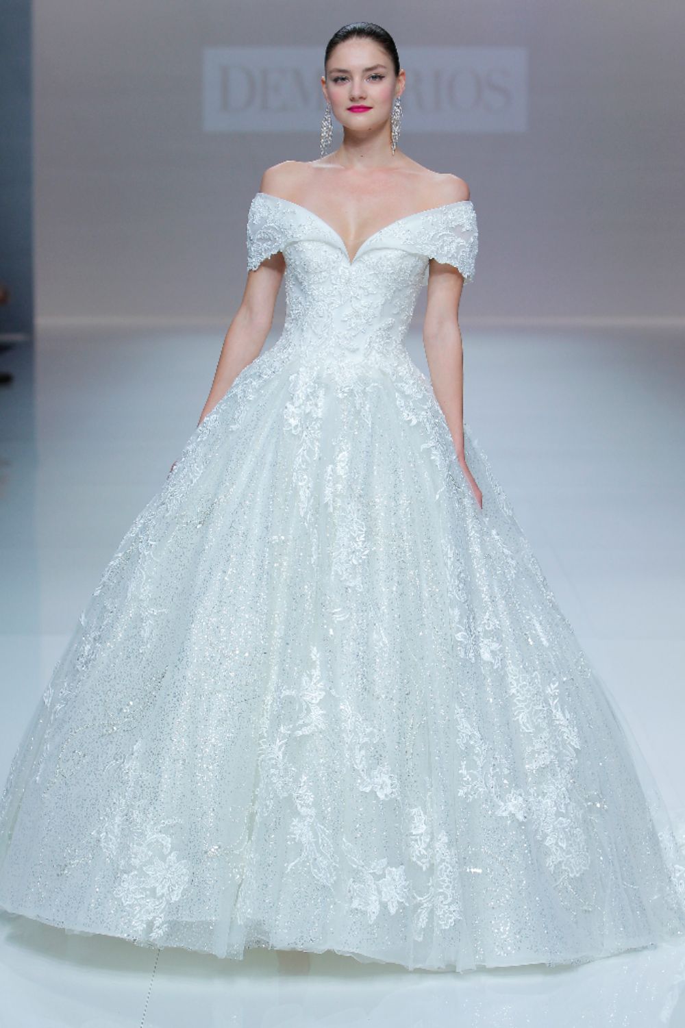 Credits: Barcelona Bridal Fashion Week