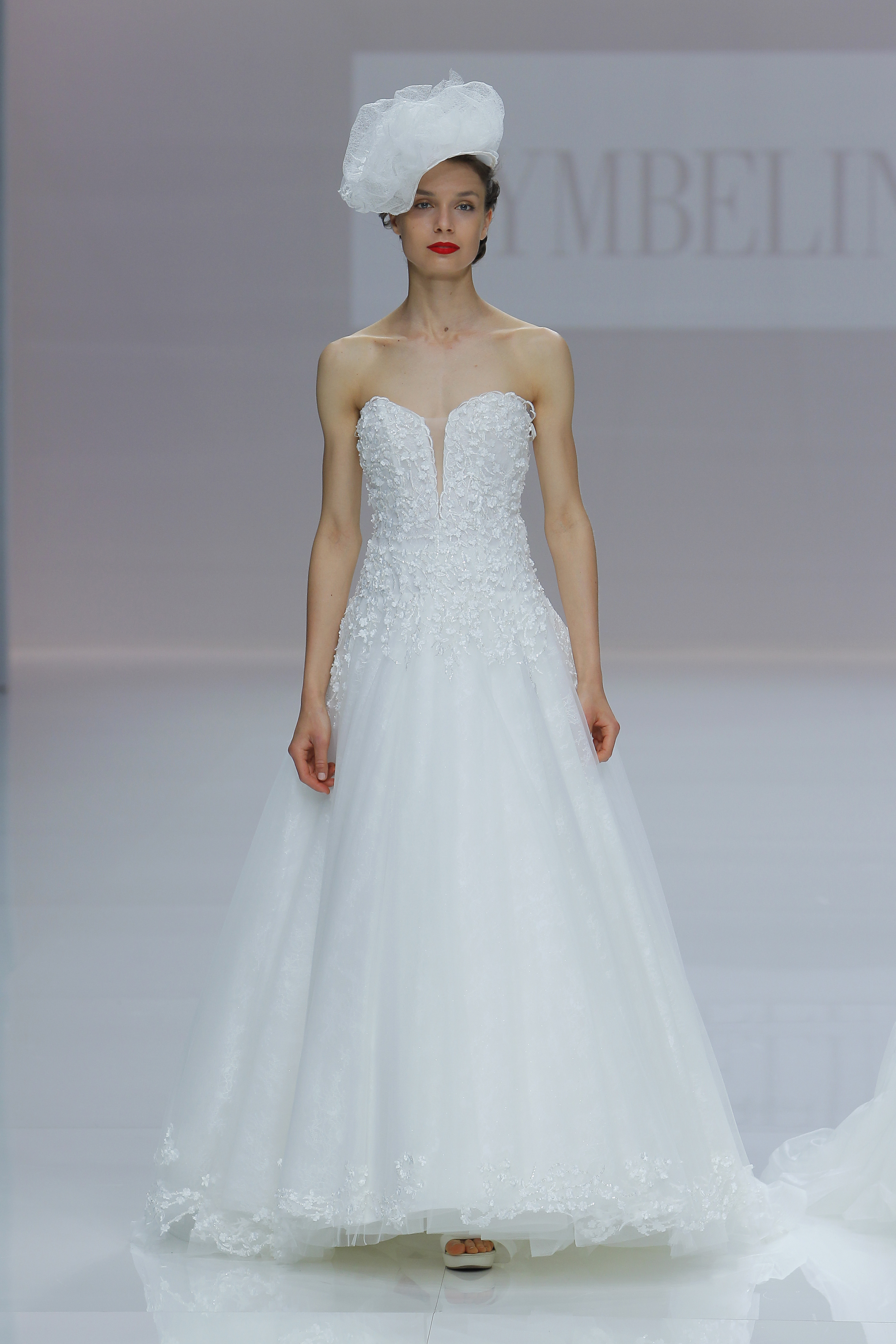 Cymbeline. Créditos: Barcelona Bridal Fashion Week