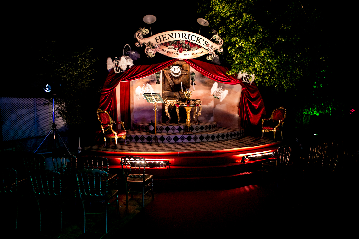 Hendrick’s Unusual Wedding de Lady Rose & Sir Pepino