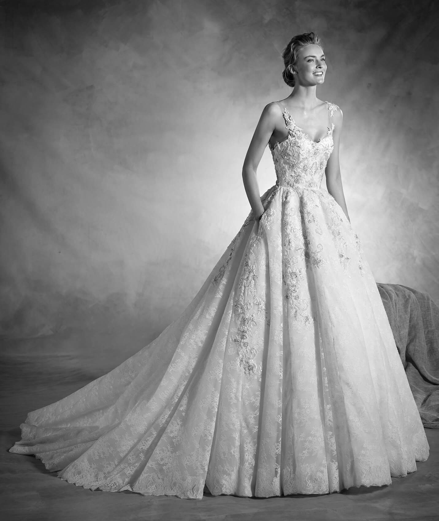 Credits: Atelier Pronovias