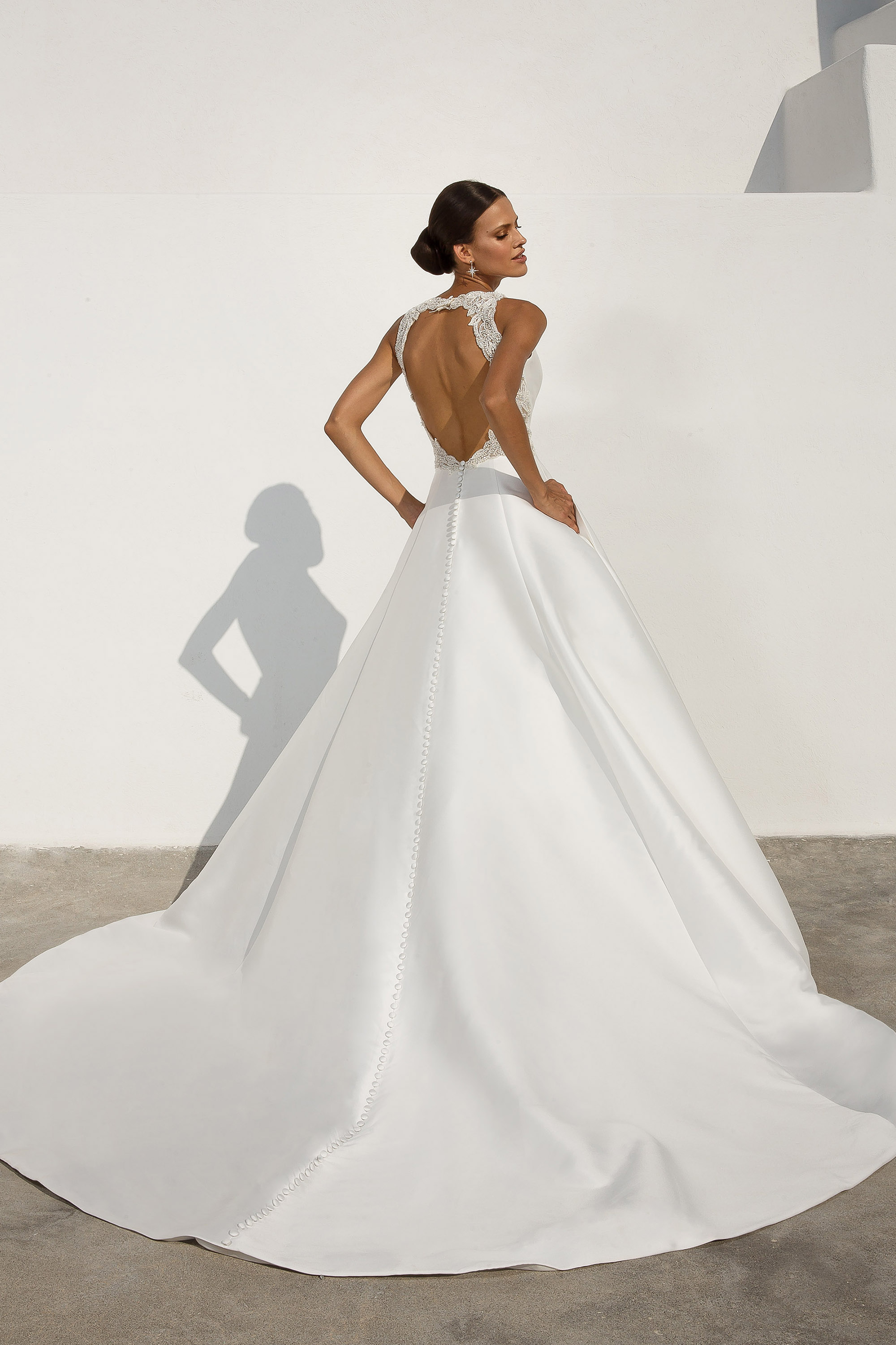 Style 88021. Credits: Justin Alexander