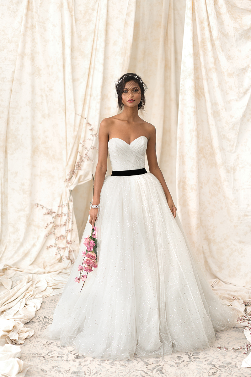 Style 9909. Créditos: Justin Alexander Signature