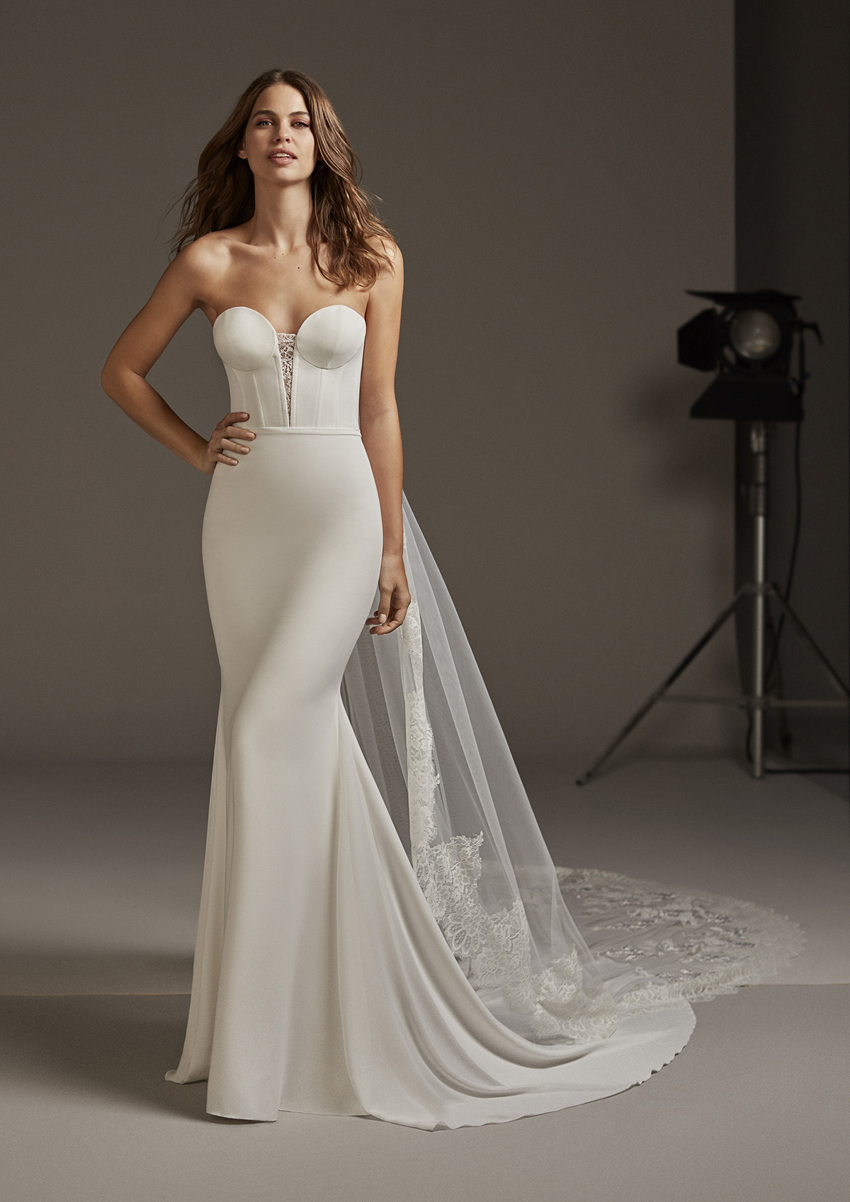 Antares, Cruise Collection Pronovias 2020