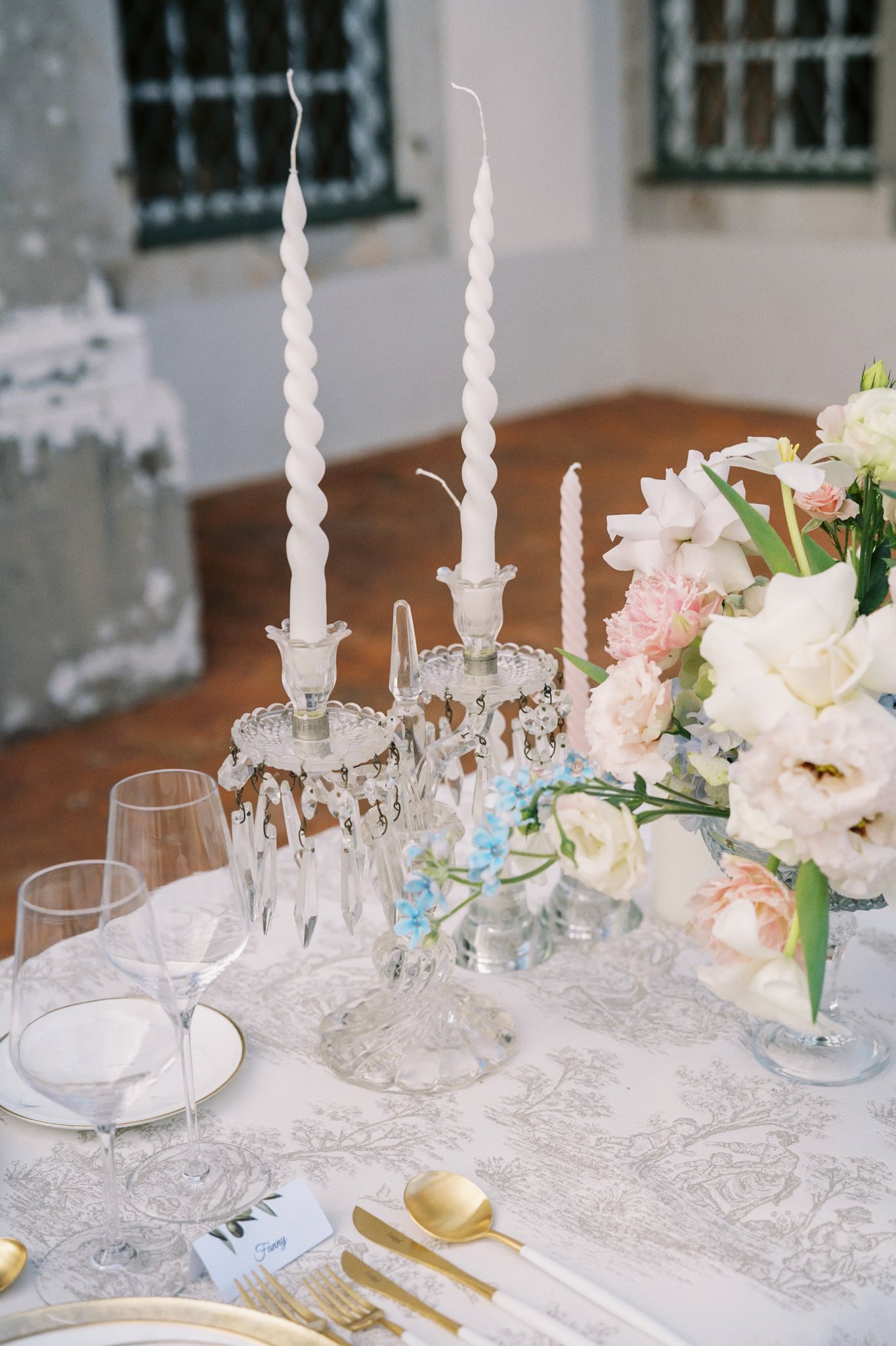 Concept: My Day by Louise. Photography: Feather and Fawn Photography. Wedding Venue: Quinta da Conceição