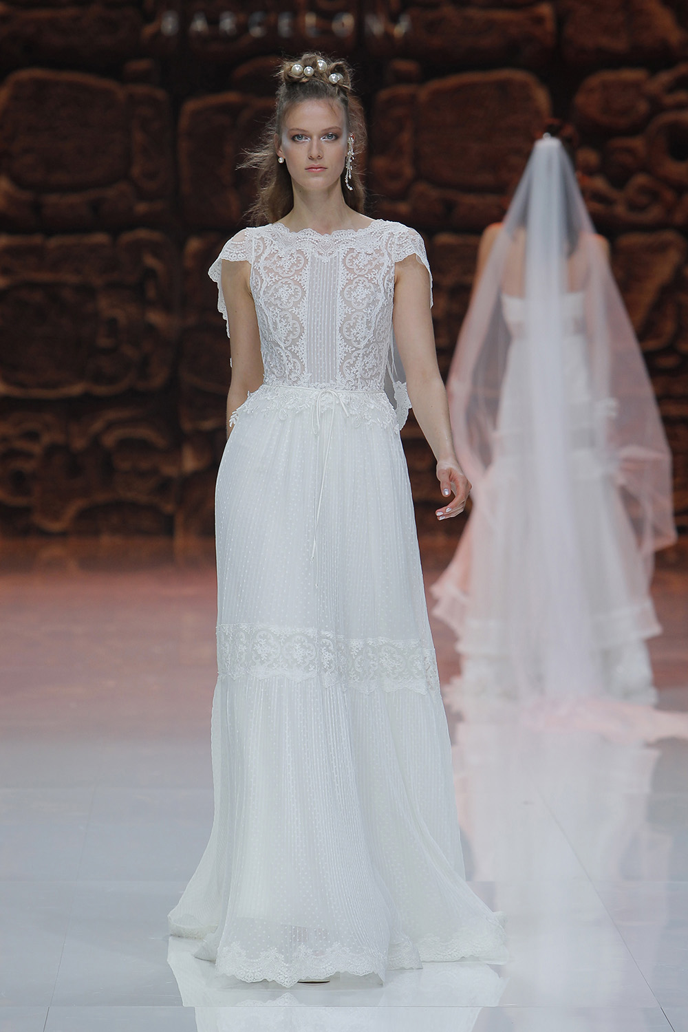 Credits: Barcelona Bridal Fashion Week