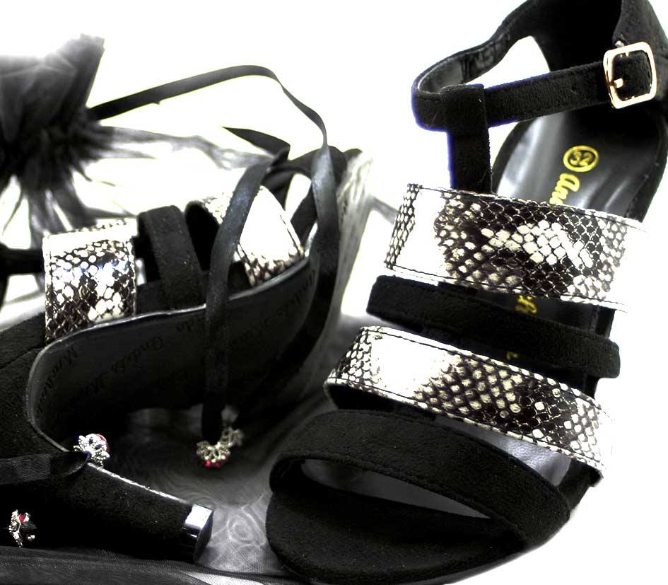 Cinderela Shoes - Small Sized Shoes