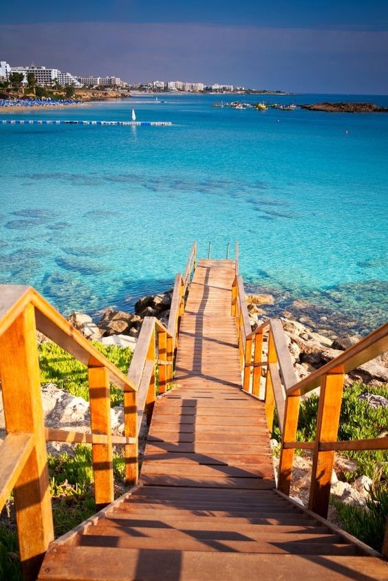 Fig Tree Bay - Chipre Via: Pinterest