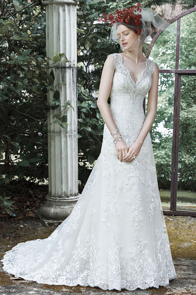 <a href="http://www.maggiesottero.com/dress.aspx?style=5MS702" target="_blank">Maggie Sottero</a>