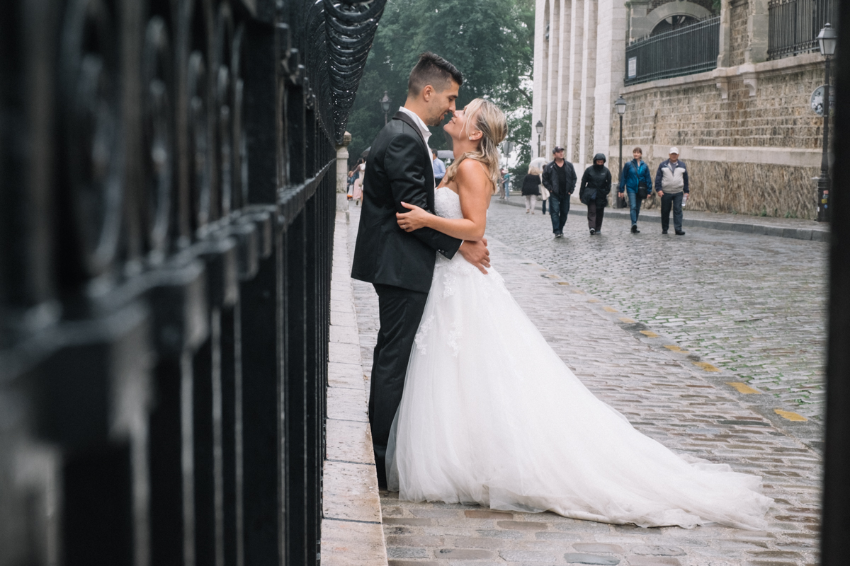 “Love The Dress” em Paris por Preto & Prata