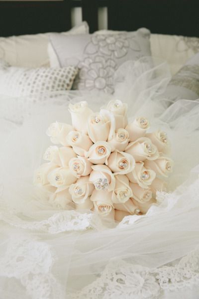 A.L Flores