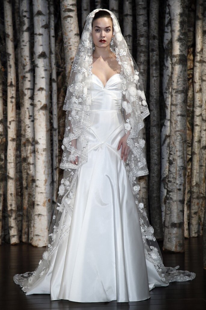 Foto: Naeem Khan 2015 - New York Bridal Week