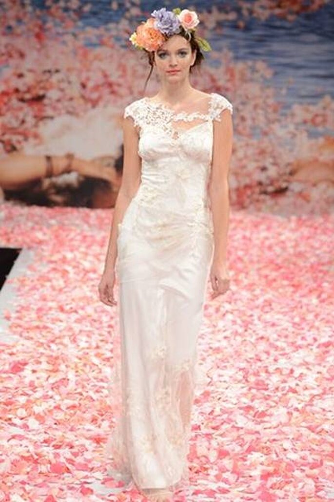 São como fadas num jardim encantado, as noivas by Claire Pettibone. A colecção Outono 2013 traz-nos mais vestidos de noiva delicados e aquele vintage appeal tão característico da estilista.