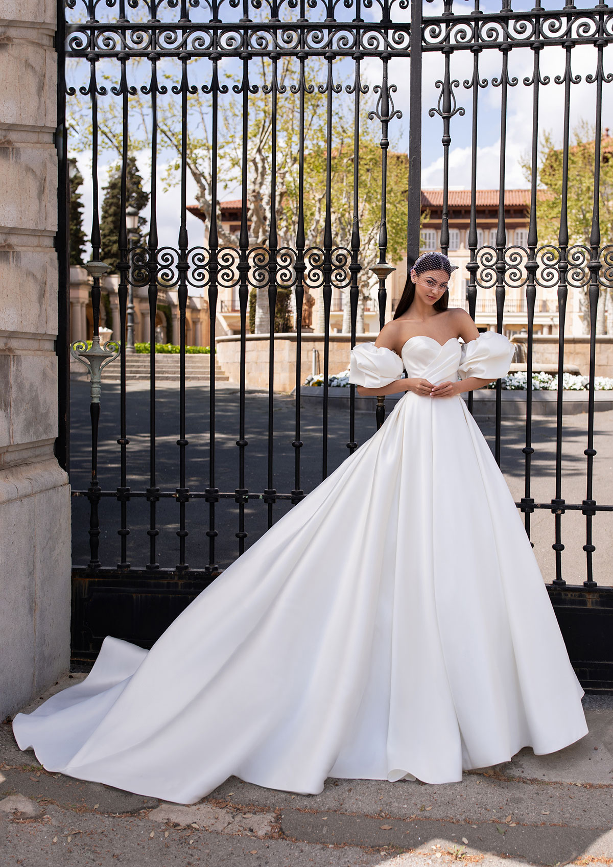 Ixion, Pronovias 2020