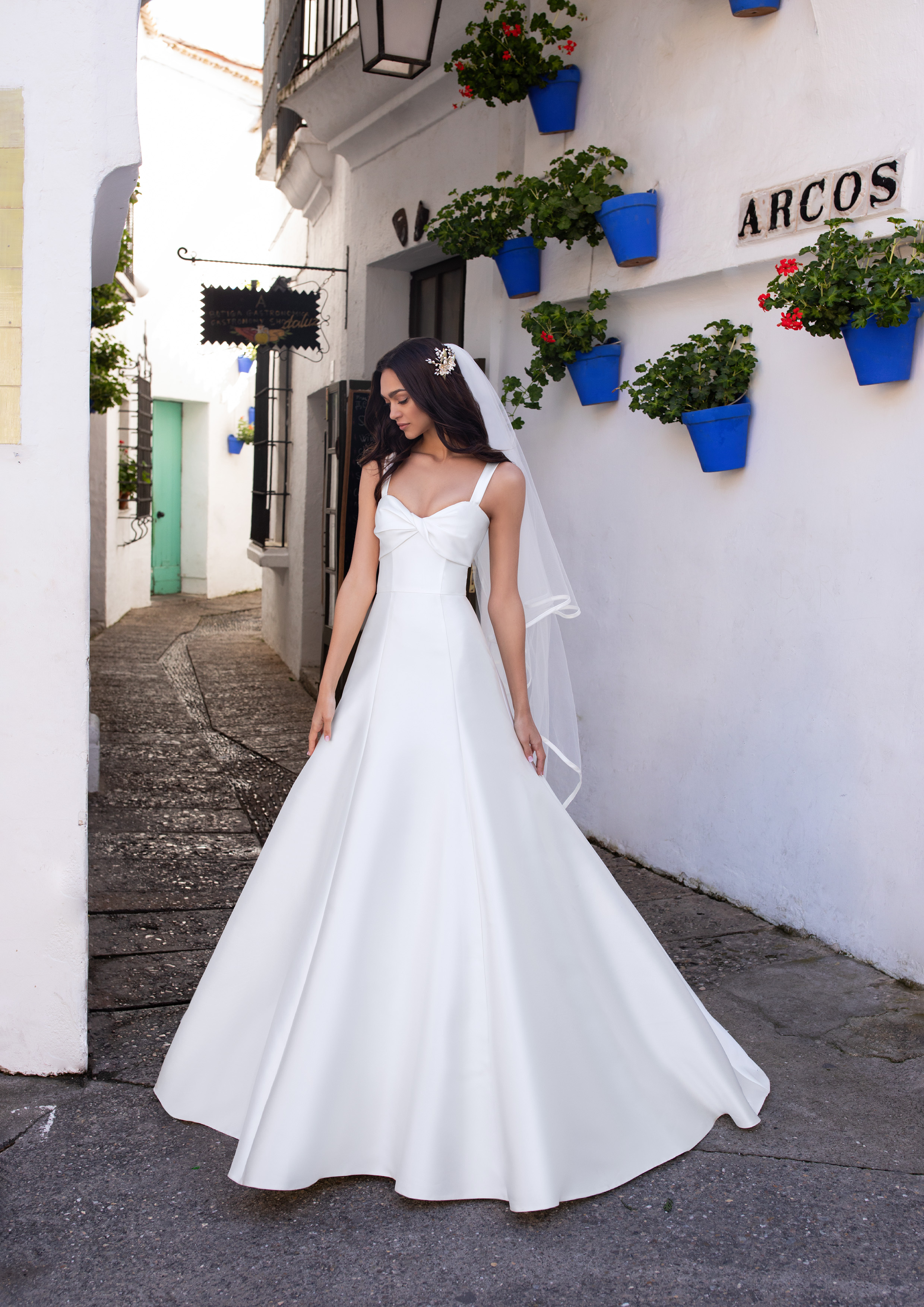 Naiad, Pronovias 2020