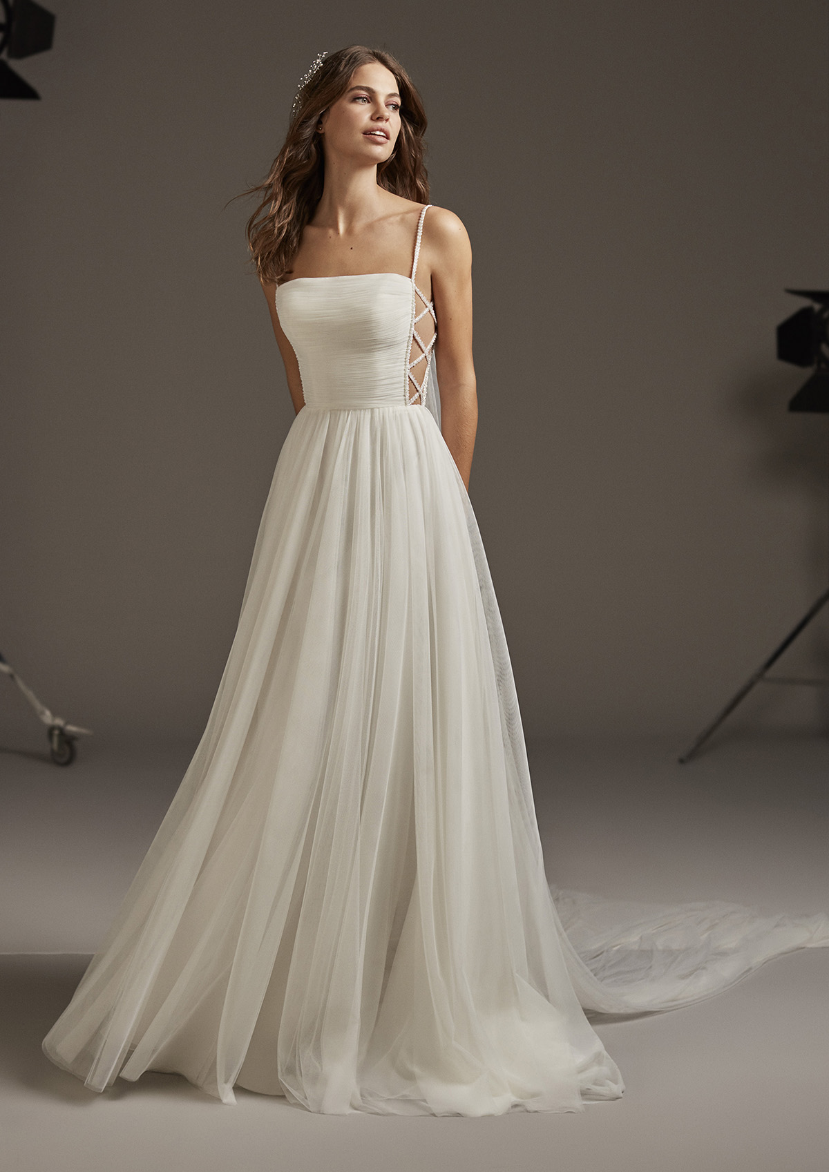 Volans, Cruise Collection Pronovias 2020