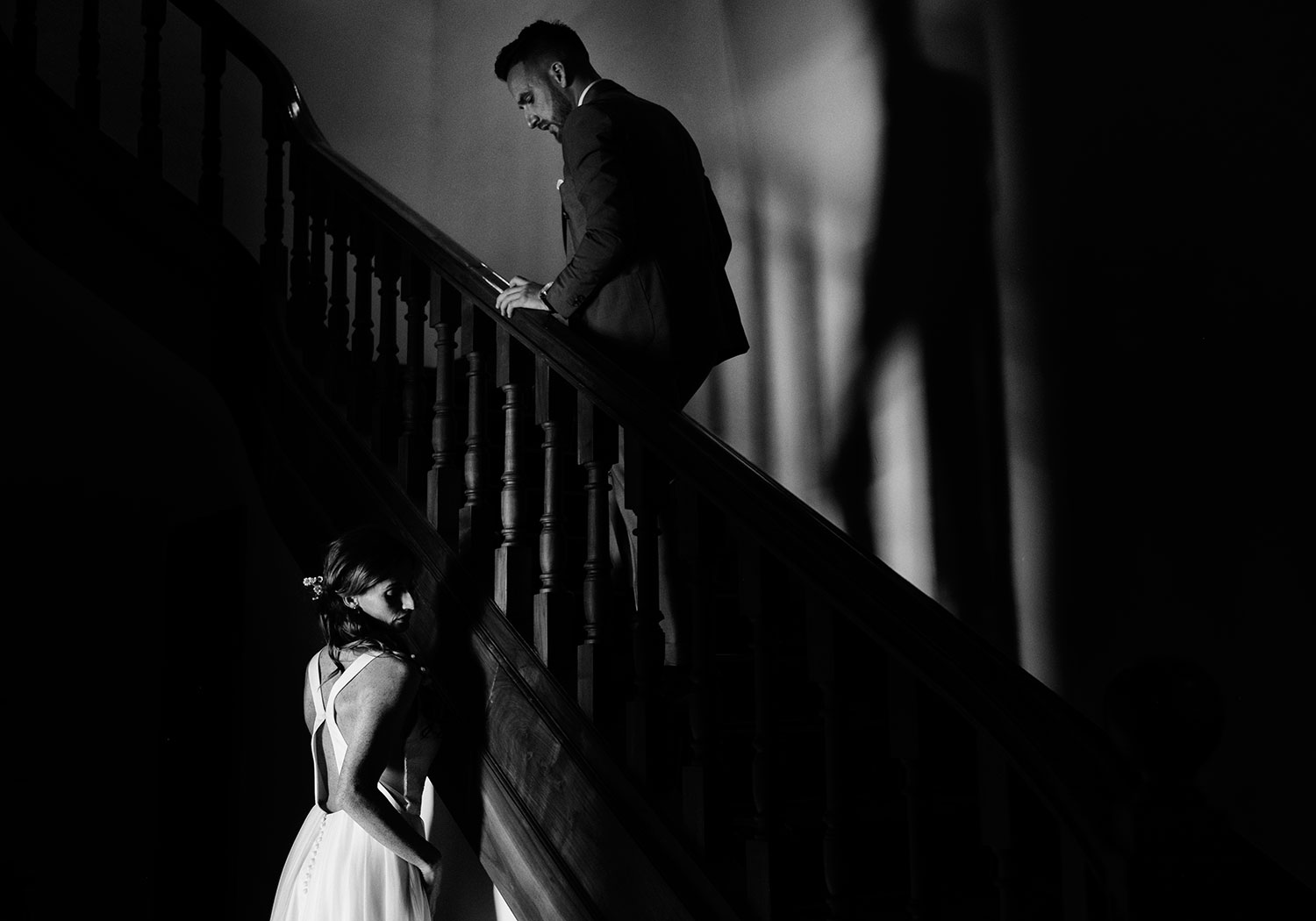 Fotografia: Nelson Marques + Andreia Torres Photography |Styling: GUIDA Design de Eventos ® | Vestido de noiva & Alta costura: Atelier Gio Rodrigues | Fato de noivo: Alfaiataria Lusa