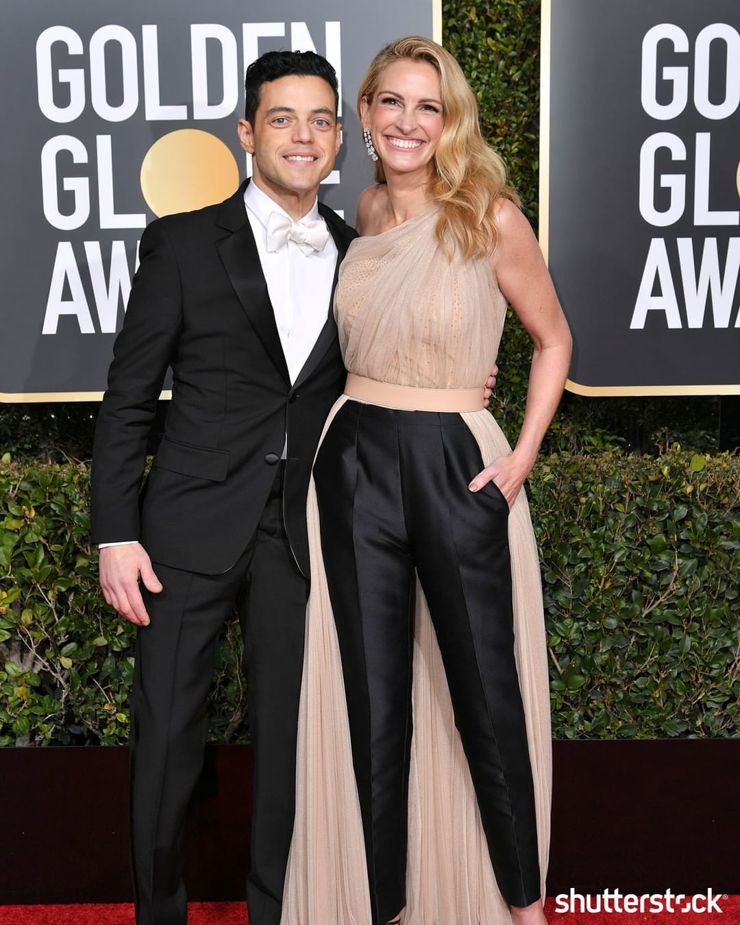 Julia Roberts com Rami Malek | Foto Reprodução Instagram @shutterstocknow