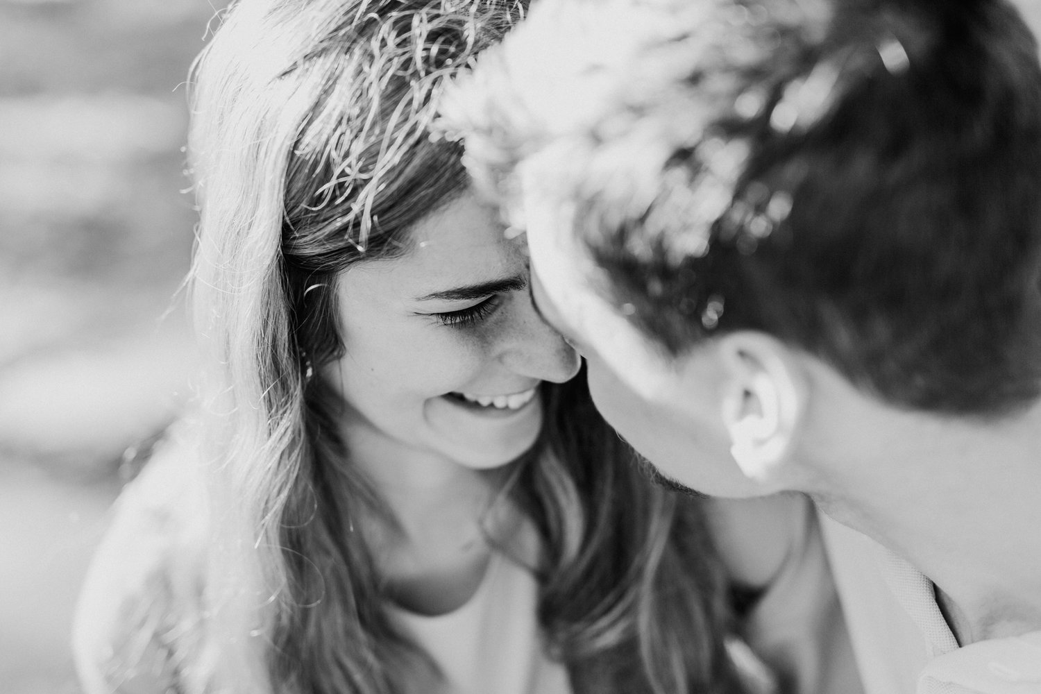 casal perto foto preto e branco namorados noivos