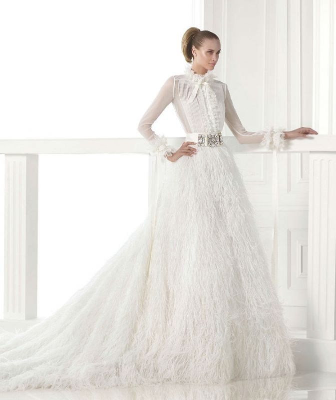 <a href="https://www.zankyou.pt/f/pronovias-coimbra-14693" target="_blank"> Pronovias Coimbra </a>