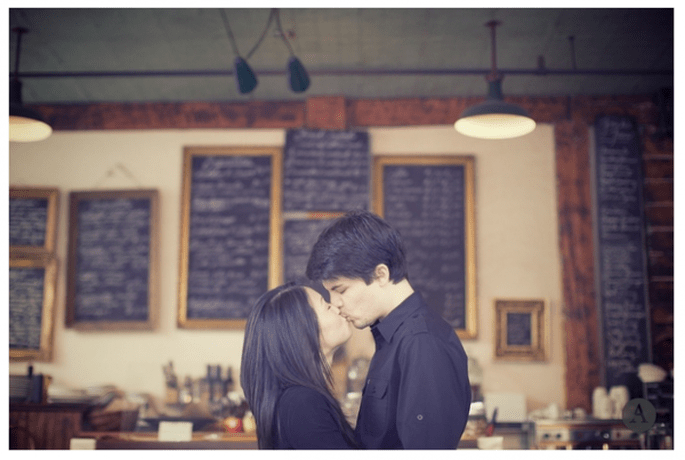 Sessão de fotos pré-casamento para os amantes do café - Foto The Apartment Wedding Photography Sessão de fotos pré-casamento para os amantes do café - Foto The Apartment Wedding Photography