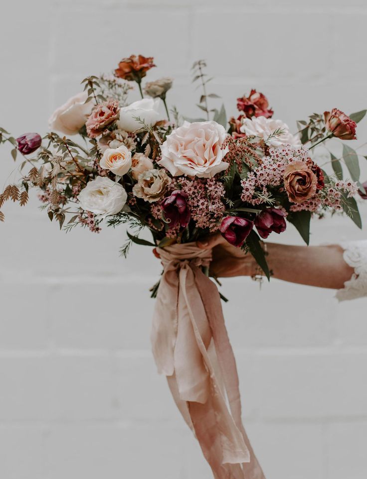 Se existe uma flor absolutamente clássica e popular, essa flor seria sem dúvida a rosa. | Créditos: Winsome Floral