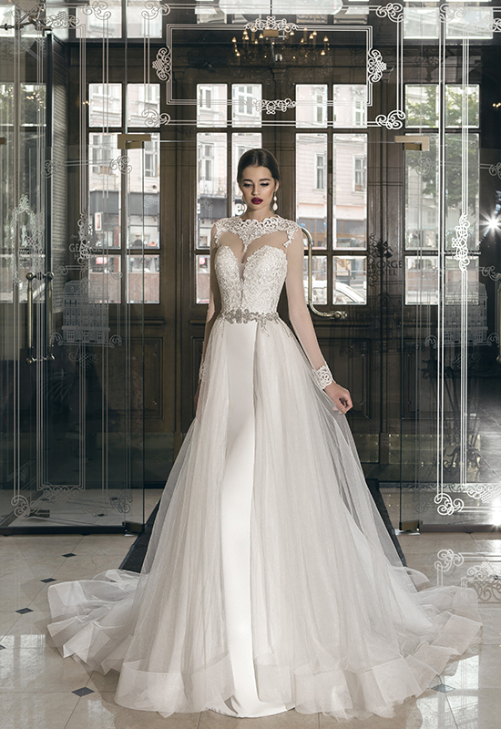 <a href="http://zankyou.9nl.de/7p1y" target="_blank"> Maxima Bridal </a>