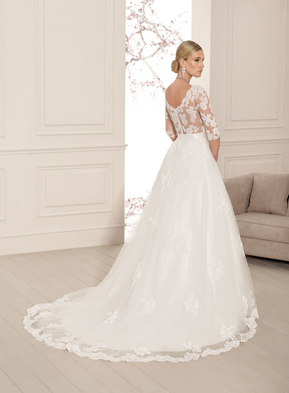 À Noiva: as deslumbrantes propostas para noivos e convidadas!