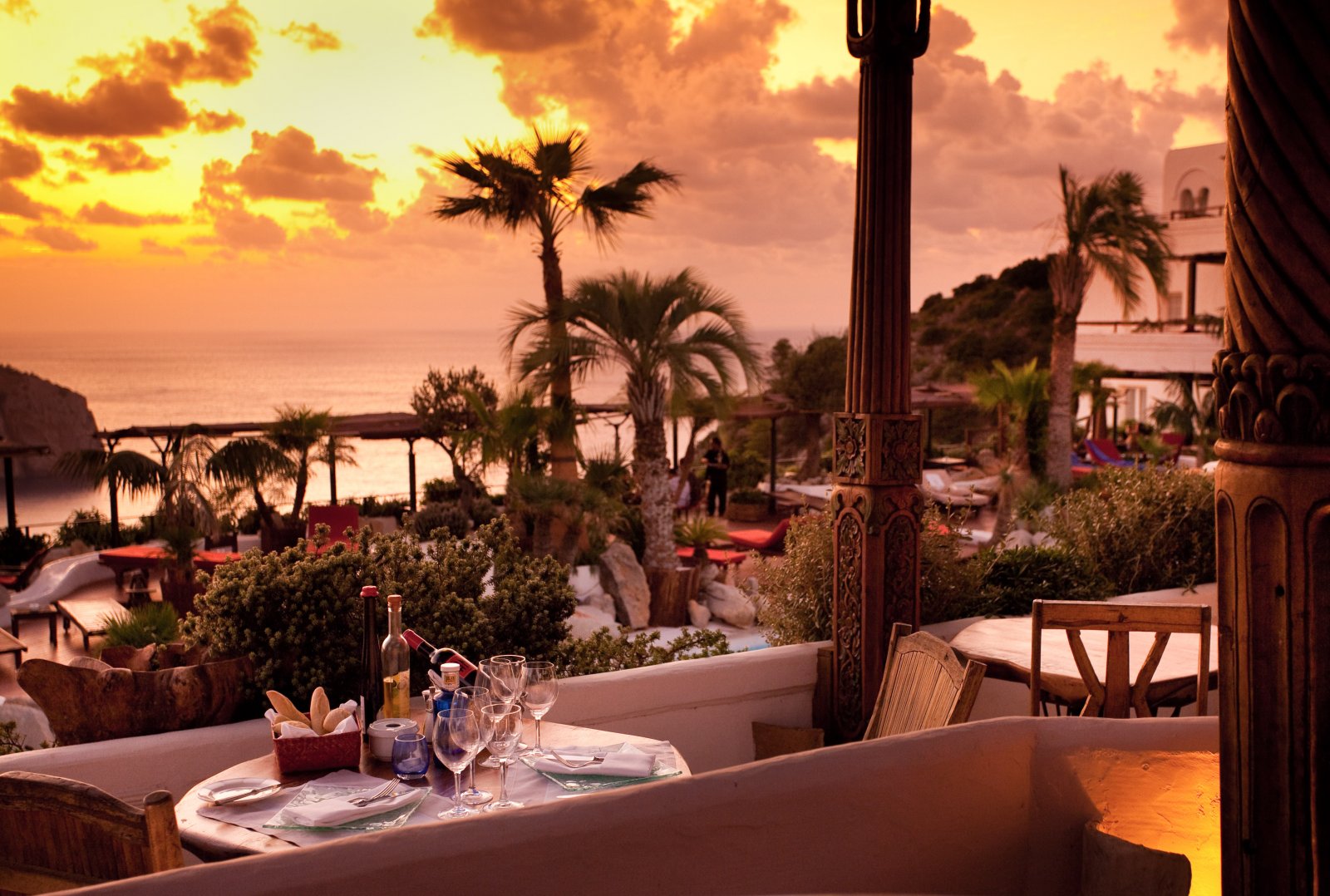 Terraza del Restaurante-Lounge Eden, Hotel Hacienda Na Xamena, Ibiza