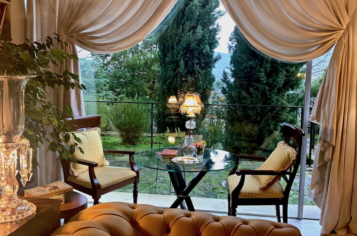 Carmo’s Country ClubHouse