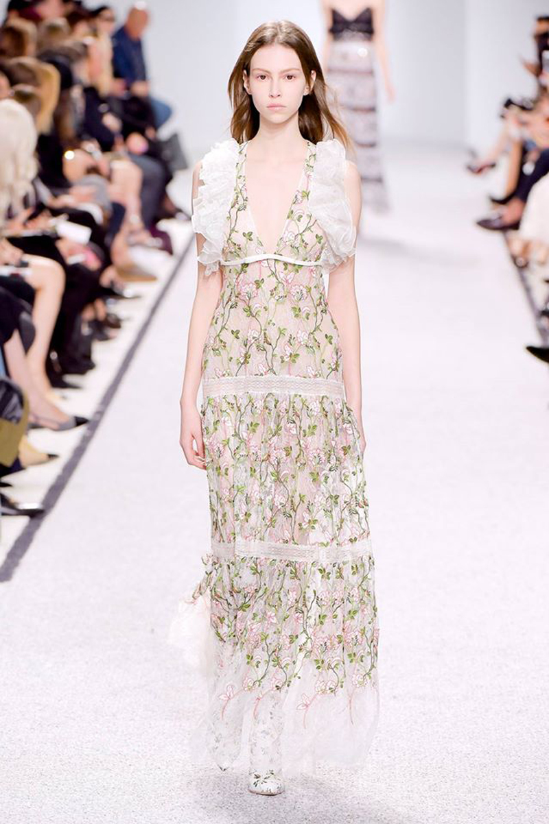 Créditos: Giambattista Valli Facebook