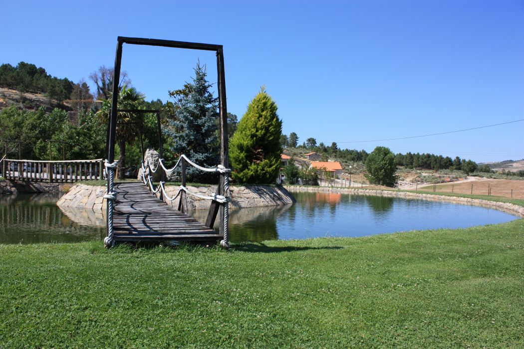 Espaço especiais para celebrar o seu casamento: <a href="https://www.zankyou.pt/f/quinta-santo-estevao-512019/card/visit-web"> Quinta Santo Estevão</a> - Guarda: Aguiar da Beira