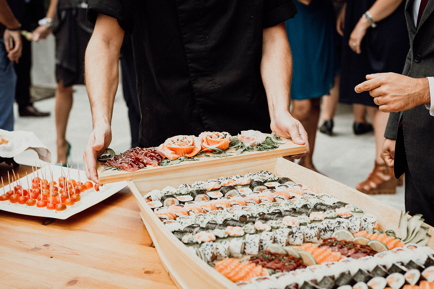 Catering Oui Love You