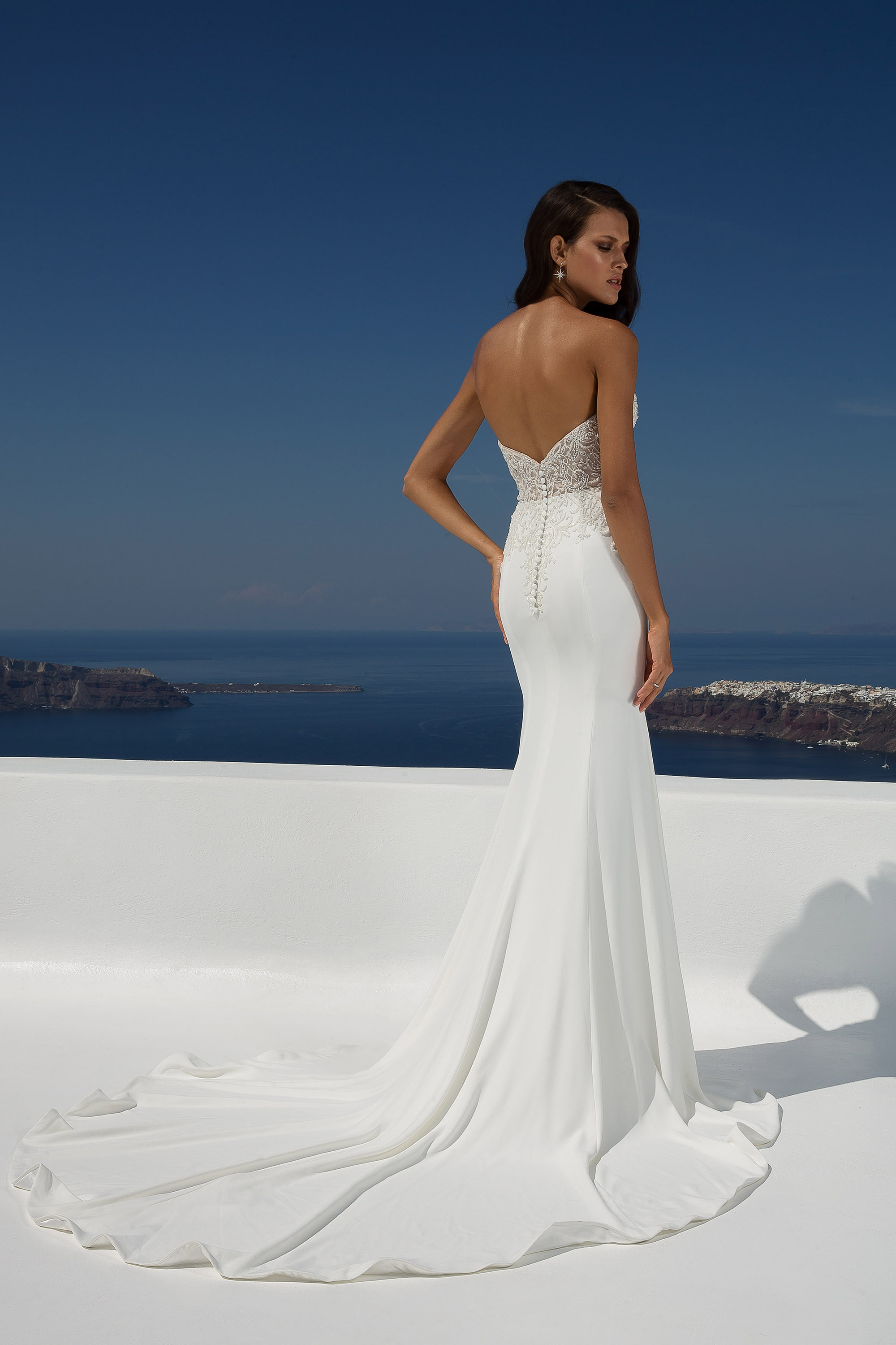 Style 88004. Credits: Justin Alexander