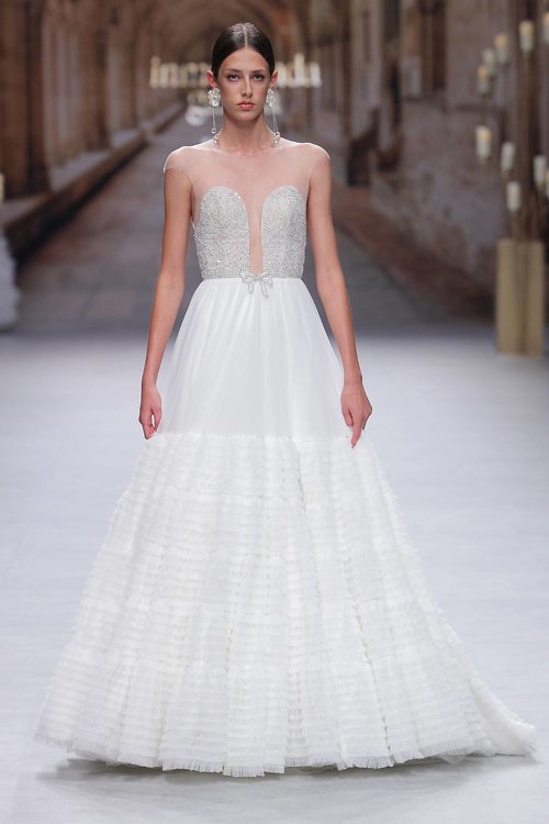 Inmaculada Garcia. Credits: Valmont Barcelona Bridal Fashion Week