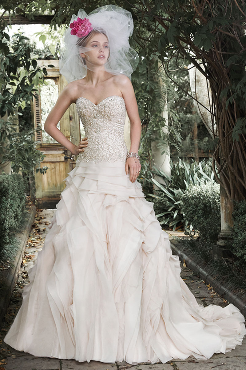<a href="http://www.maggiesottero.com/dress.aspx?style=5MT651" target="_blank">Maggie Sottero</a>