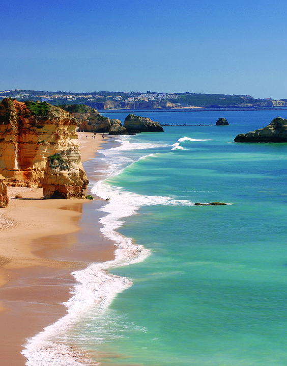 Praia da Rocha - Algarve Via: Pinterest