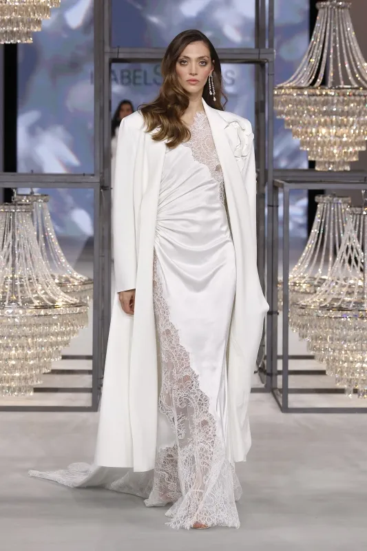 Isabel Sanchis 2026 bridal | Photo: Courtesy of Barcelona Bridal Fashion Week