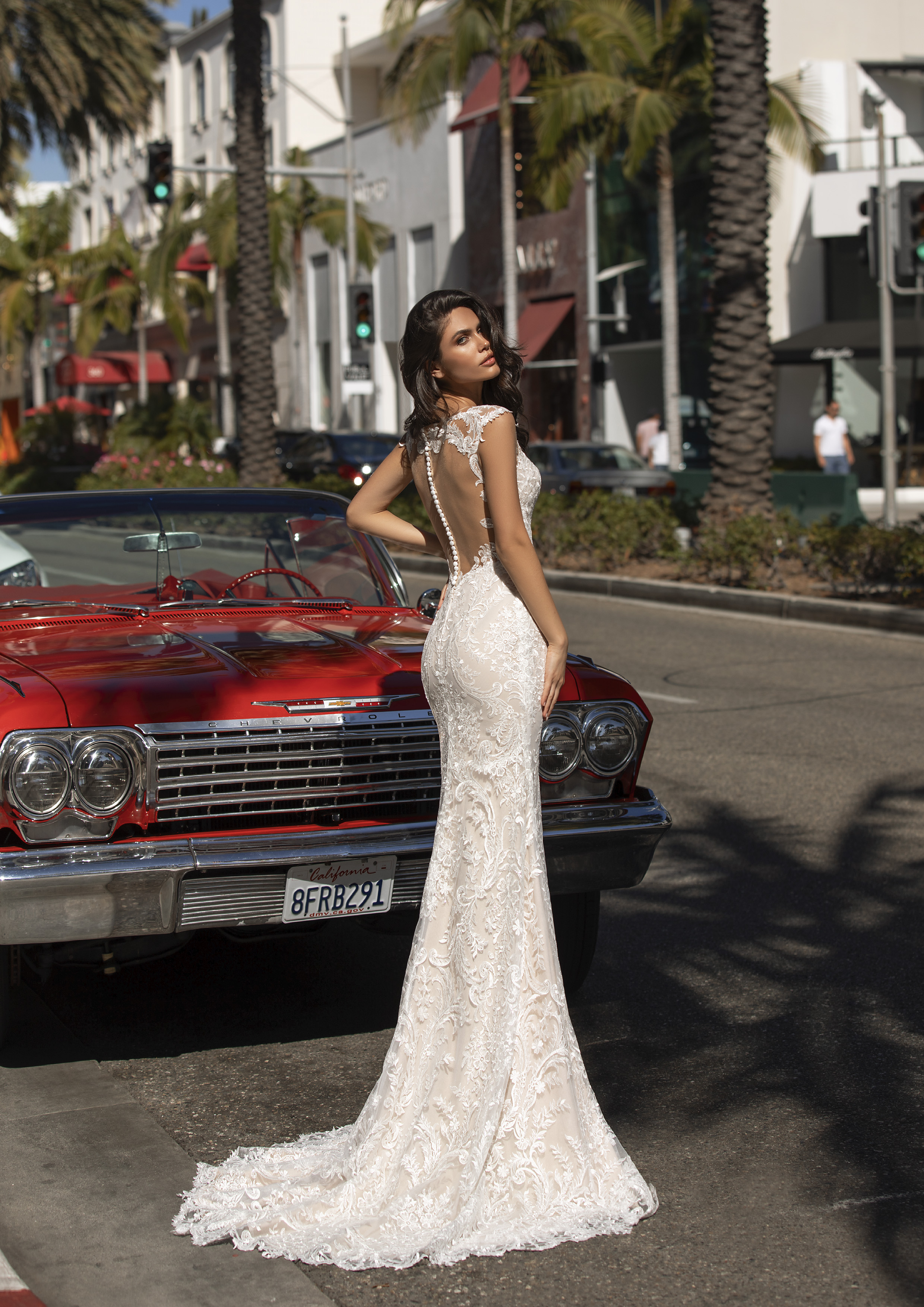 Vestido de noiva modelo Loren da coleção Pronovias 2021 Cruise Collection