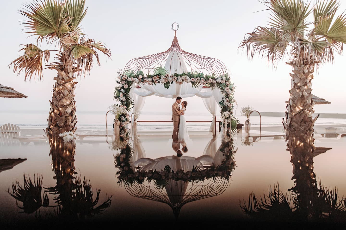 Plan your dream beach wedding in Portugal!