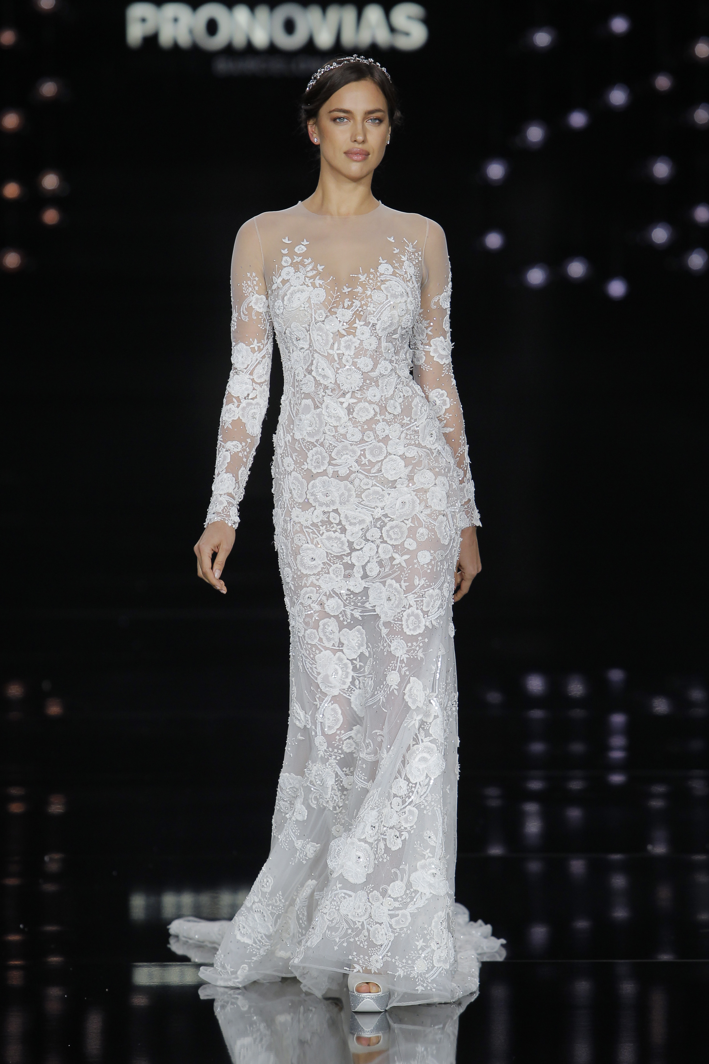 Credits: Barcelona Bridal Fashion Week
<a href="http://zankyou.9nl.de/n3ig" target="_blank"> Faça a sua marcação para experimentar este vestido! </a>