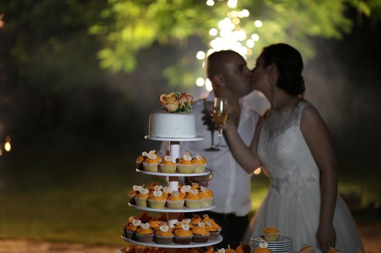 Cakes 2 Love